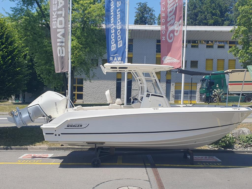 5869042-large 5869042-large