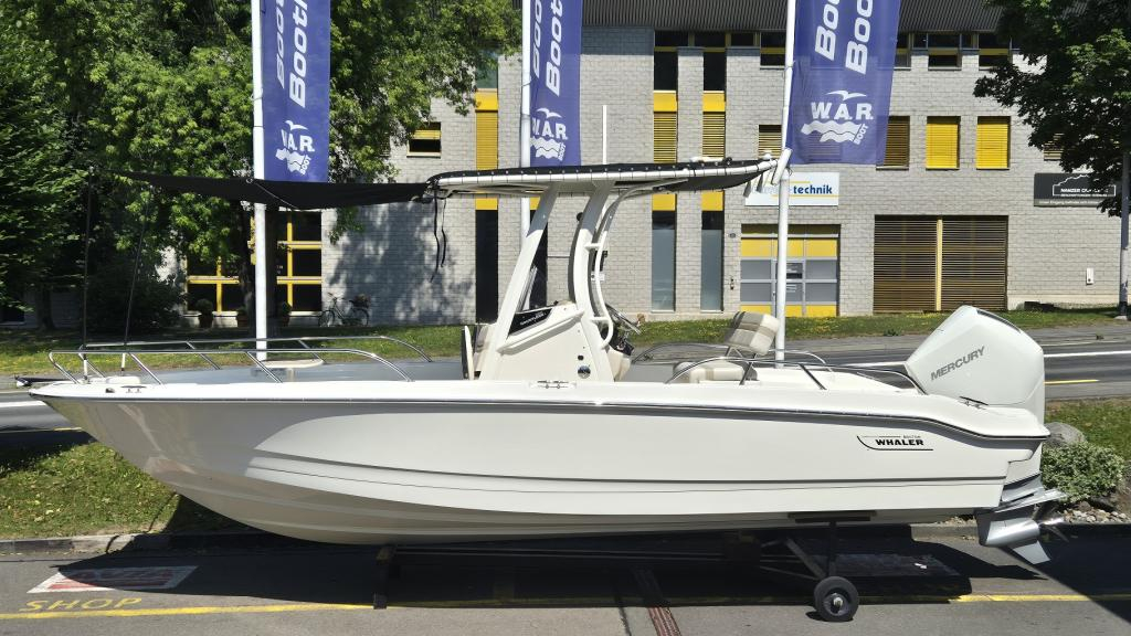 7563409-large 7563409-large